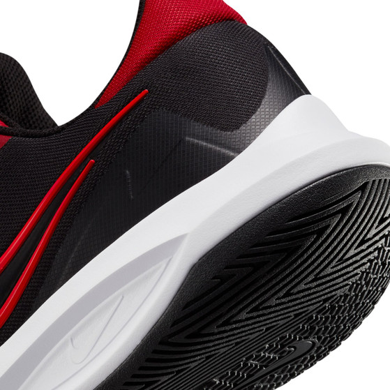 Nike Precision 6