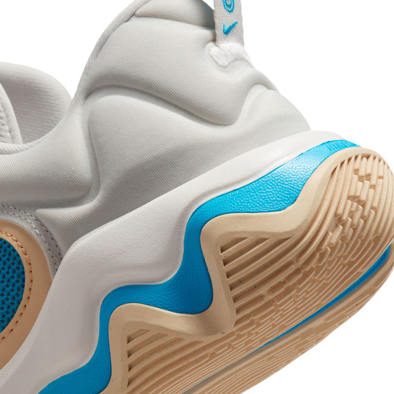 Nike Giannis Immortality 3