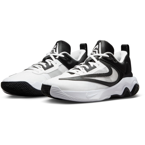 Nike Giannis Immortality 3