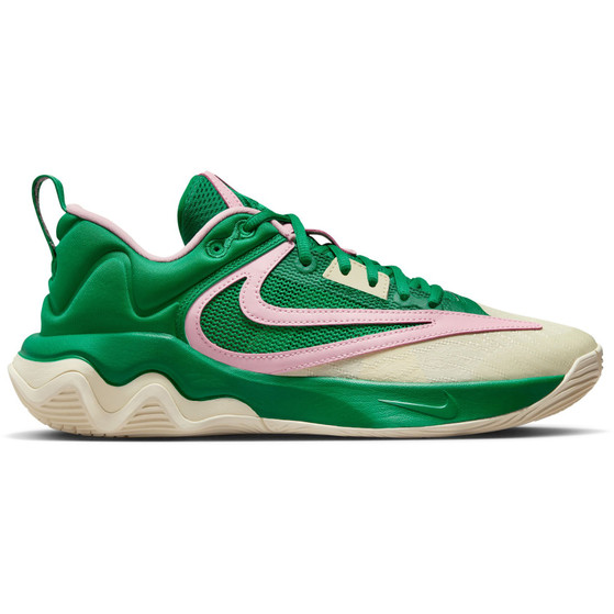 Nike Giannis Immortality 3