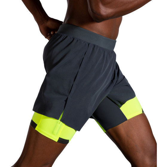 Brooks Run Visible 5" 2-in-1 Short Heren
