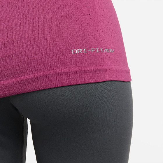 Nike Advantage Aura Slim Tee
