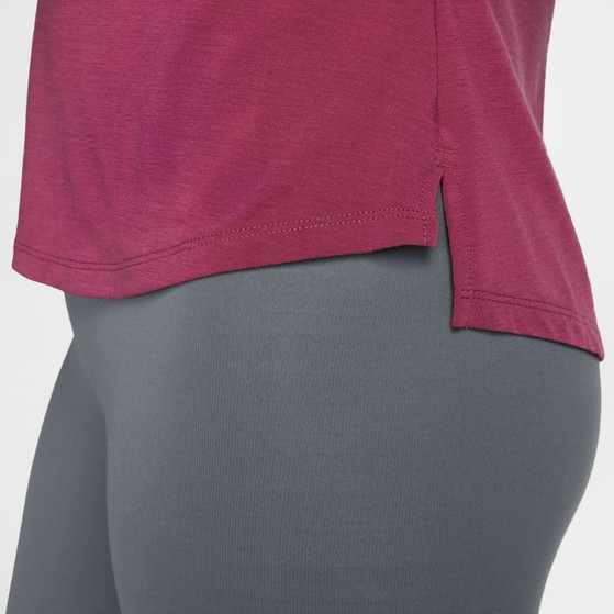 Nike One Luxe Tee