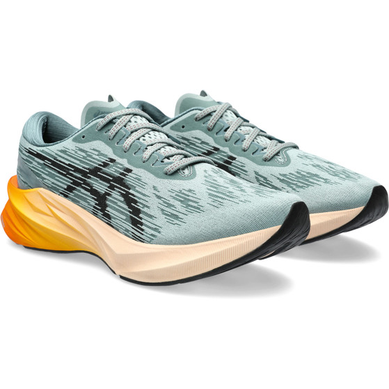 ASICS Novablast 3 Herren