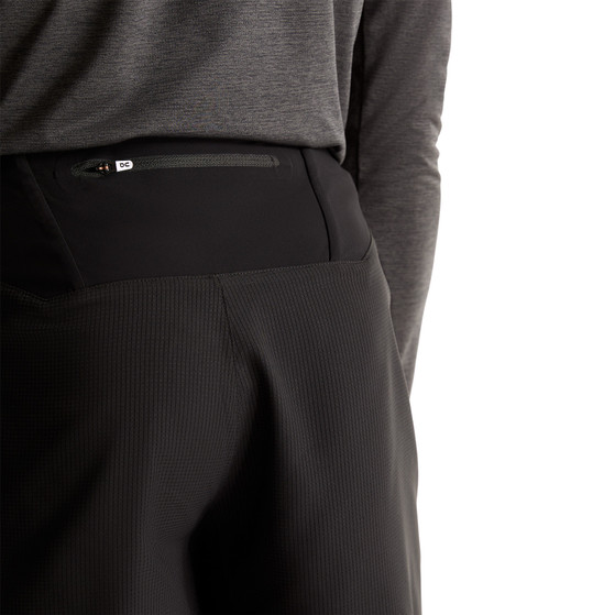 On Lightweight Shorts 2 Heren
