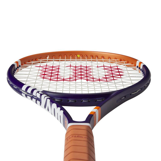 Wilson Blade 98 16x19 V8.0 Roland Garros 2023