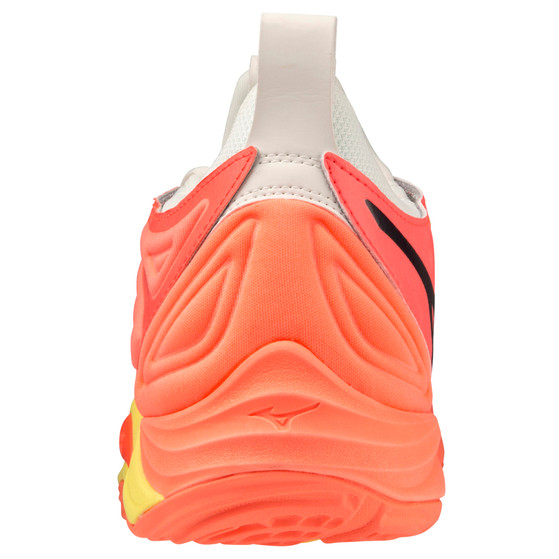Mizuno Wave Momentum 3