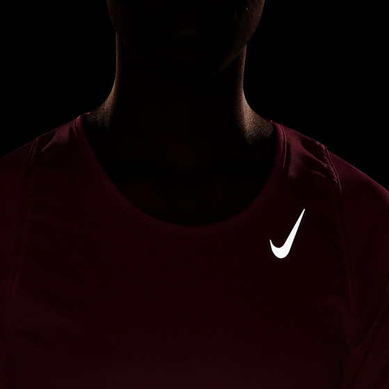 Nike Dri-FIT Race T-Shirt Damen