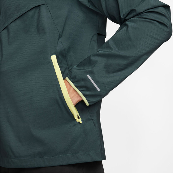 Nike Impossibly Light Windjacke Herren