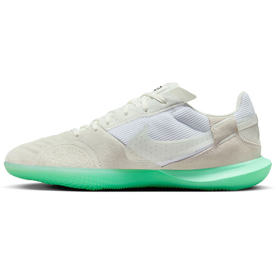 Nike Street Gato