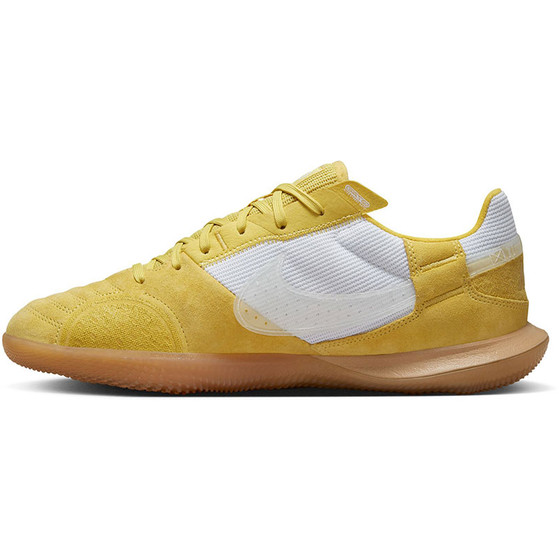 Nike Street Gato