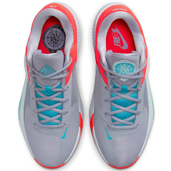 Nike Zoom Freak 4