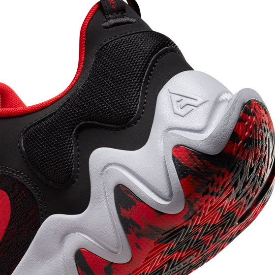 Nike Giannis Immortality 2