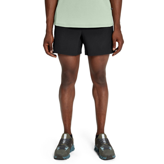 On Essential Shorts Heren