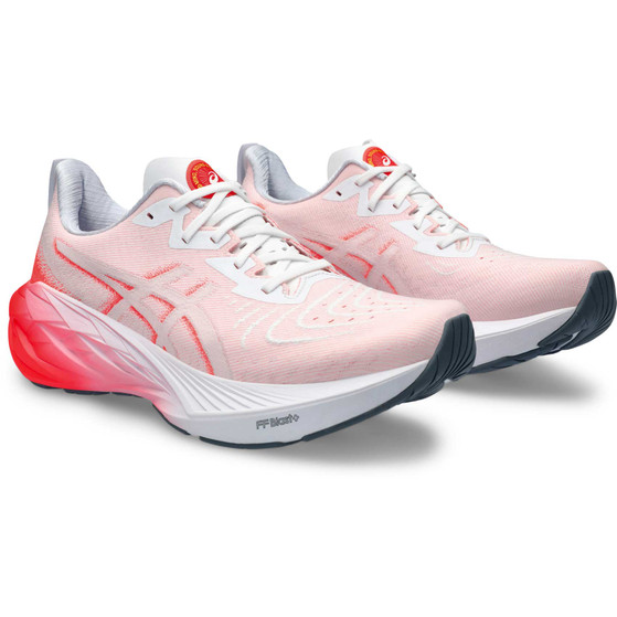 ASICS Novablast 4 Herren