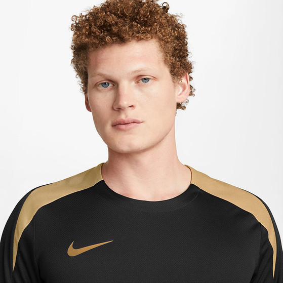 Nike Strike Top