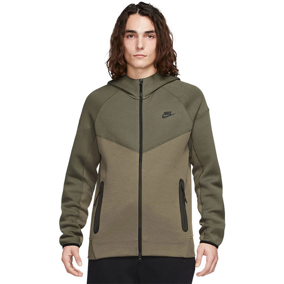 Nike Tech Fleece Tracksuit
