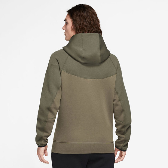 Nike Tech Fleece Tracksuit
