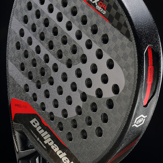 Bullpadel Vertex 04 Hybrid 24 + Tas