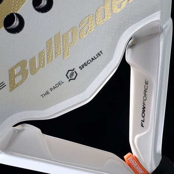 Bullpadel Flow Dames 24 + Grip