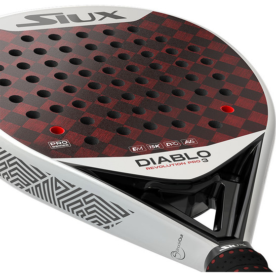Siux Diablo Revolution III Sanyo Pro Tweedekans