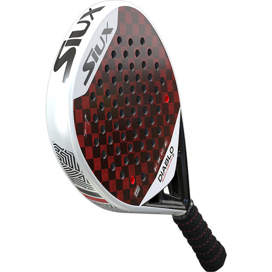 Siux Diablo Revolution III Sanyo Pro Tweedekans