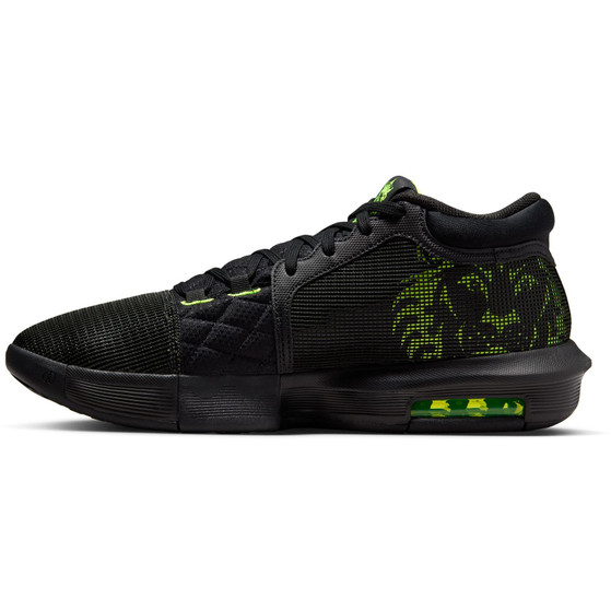 Nike LeBron Witness VIII