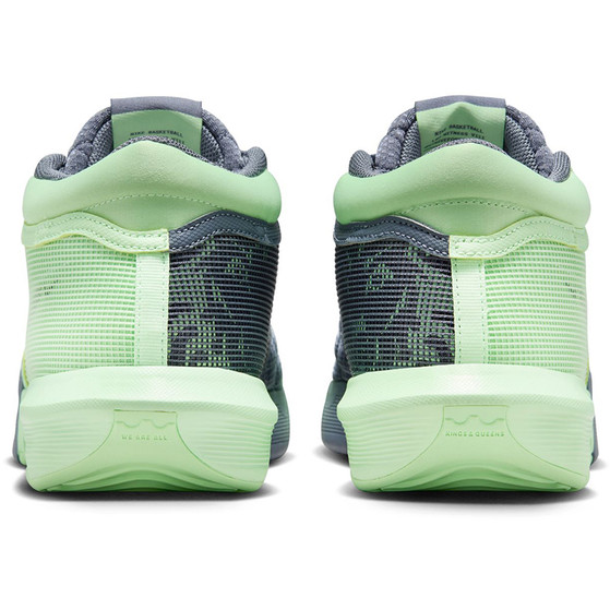 Nike LeBron Witness VIII