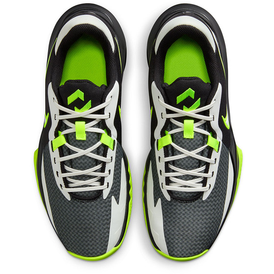 Nike Precision 6