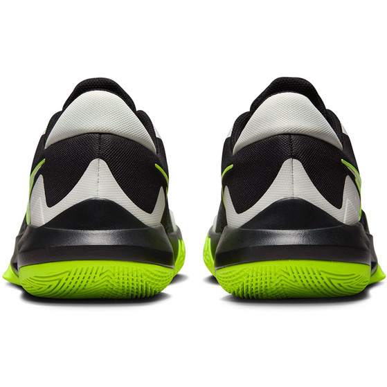 Nike Precision 6
