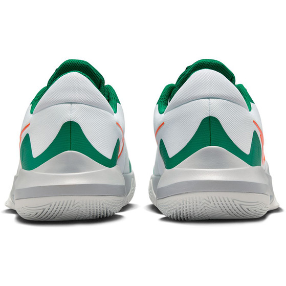 Nike Precision 6