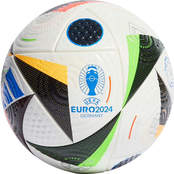 adidas Fussballliebe EK Pro - Maat 5