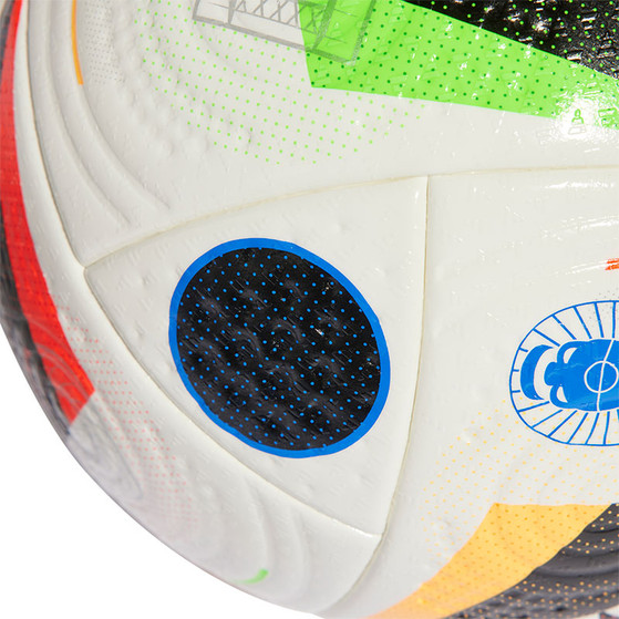 adidas Fussballliebe EK Pro - Maat 5