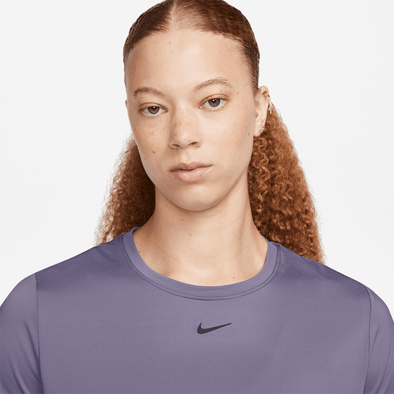 Nike One Classic Tee