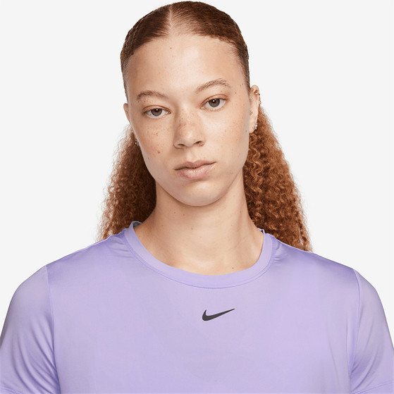 Nike One Classic Tee