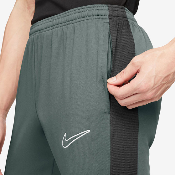 Nike Academy Trainingsanzug