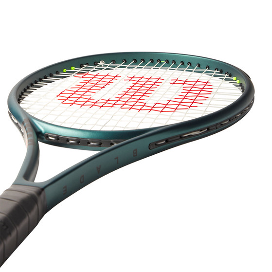 Wilson Blade 100UL V9.0