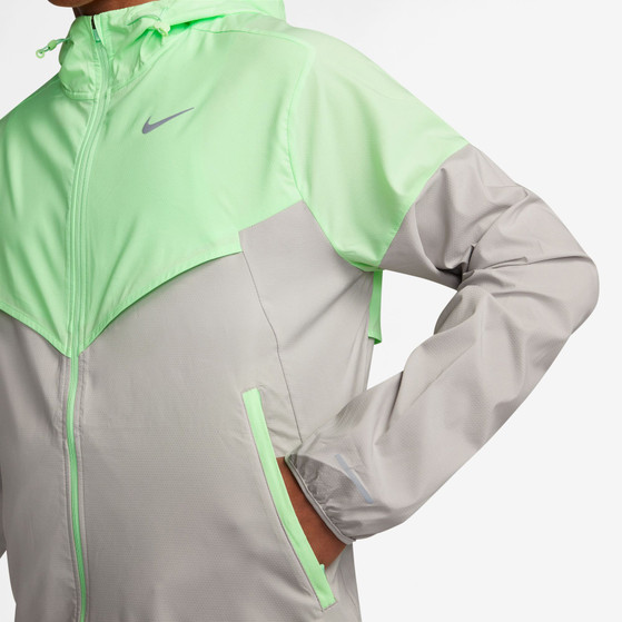 Nike Impossibly Light Windrunner Jacke Herren