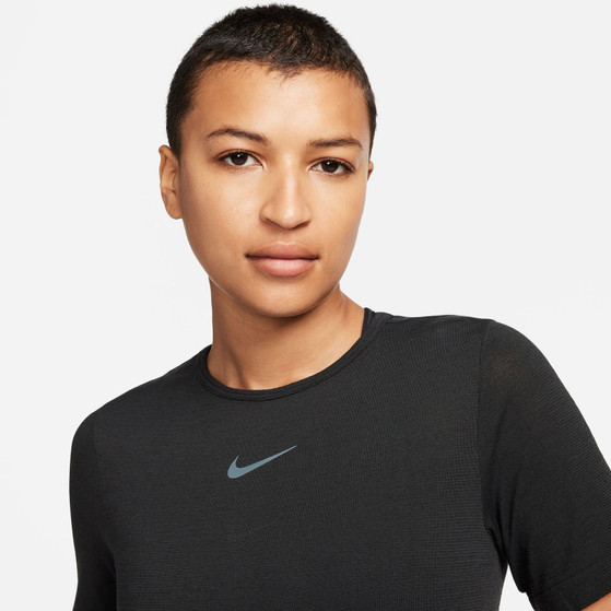 Nike Dri-FIT Wool ShortSleeve T-shirt Dames