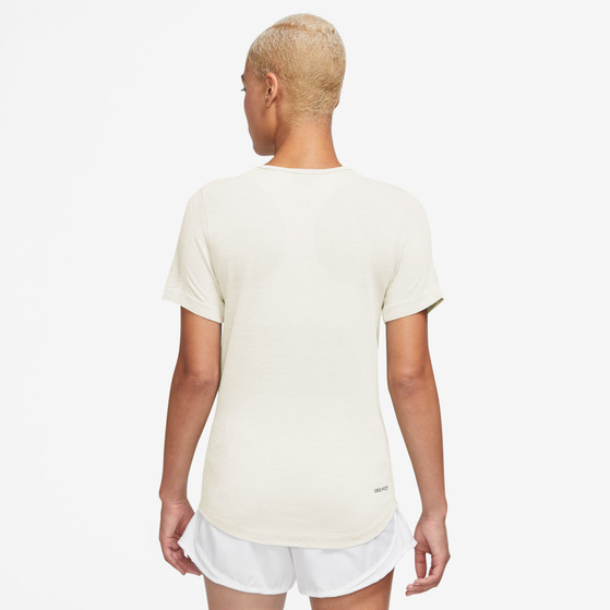 Nike Dri-FIT Wool ShortSleeve T-shirt Damen