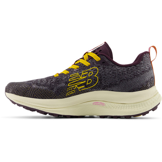 New Balance FuelCell SuperComp Trail Dames