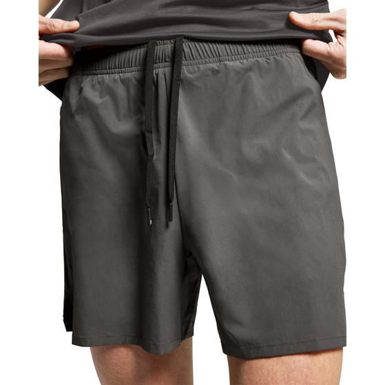 On Essential Shorts Heren