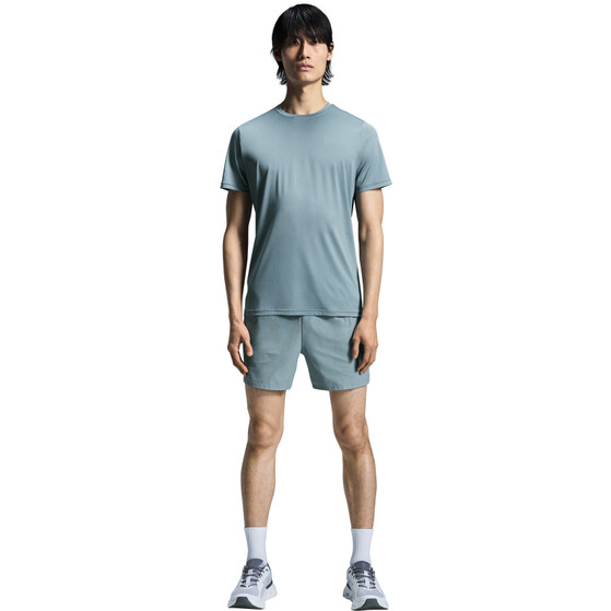On Essential Shorts Heren