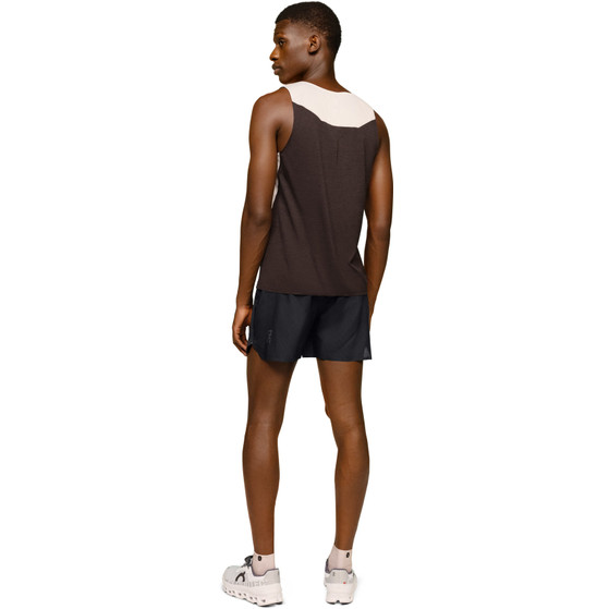 On Lightweight Shorts Herr