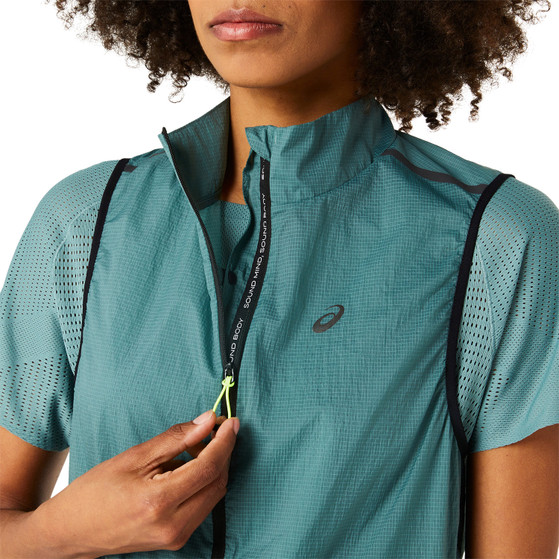 ASICS Fujitrail Packable Jacket Damen