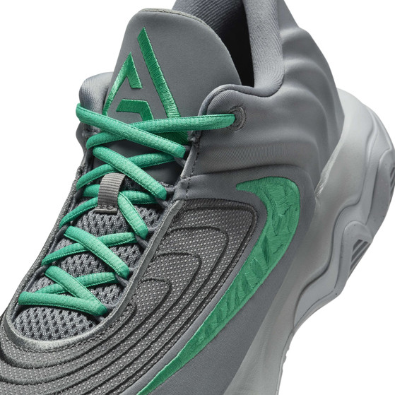 Nike Giannis Immortality 4