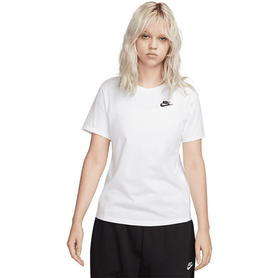 Nike One Sportswear Essential Tee