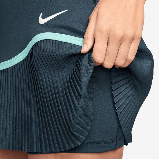 Nike Advantage Pleated Skirt