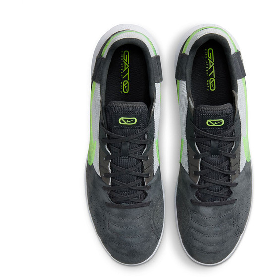 Nike Street Gato