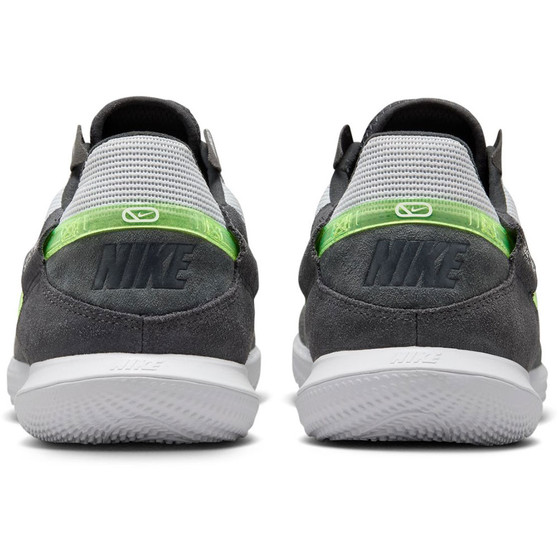 Nike Street Gato